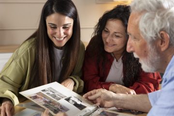 Actividades-Montessori-recomendadas-para-personas-con-Alzheimer-2048x1365