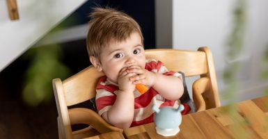 alimentación autónoma de los niños