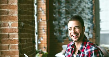 chico-estudiante-min