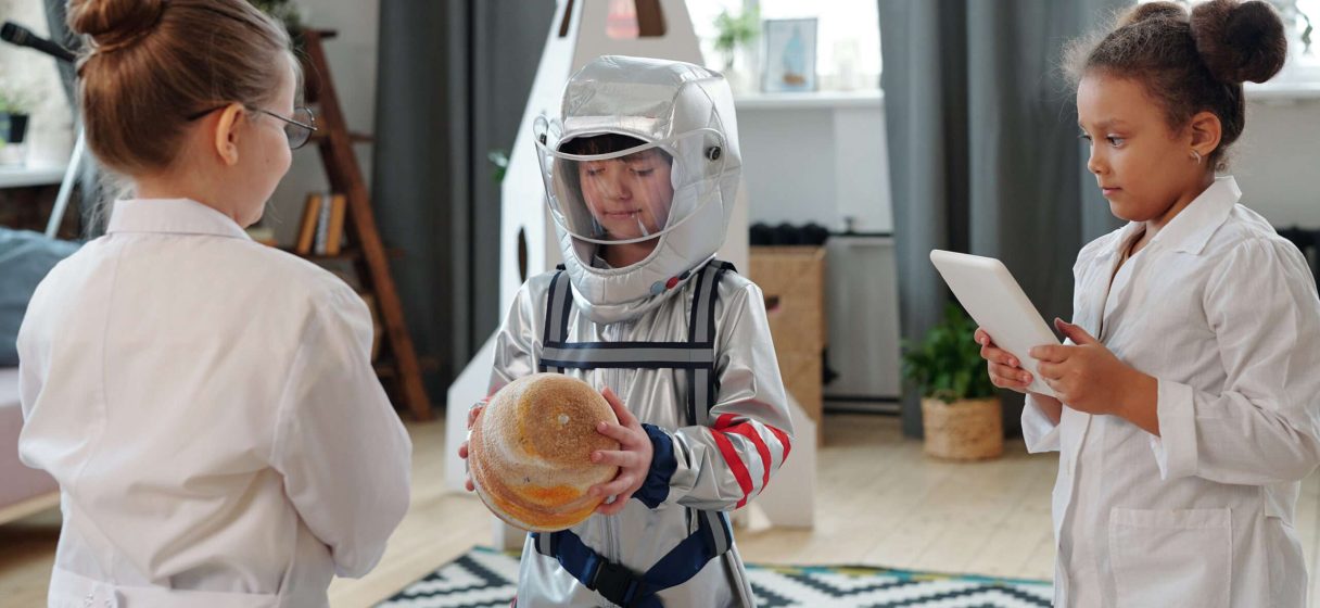 juego simbolico astronautas